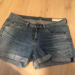 Rag and bone boyfriend shorts size 28